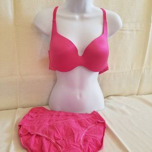 Gently Worn Victoria Secret 38B Lined Pushup Demi Underwire Bra in Hot Pink